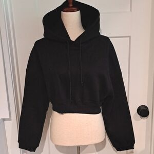 NWT Cropped Drawstring Hoodie Sweatshirt (Black) - LIT ACTIVEWEAR